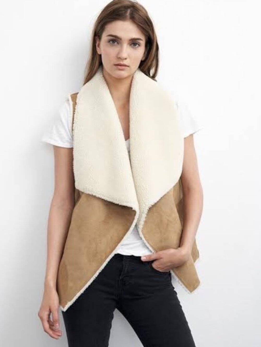 E VELVET BY GRAHAM & SPENCER | FAUX SUEDE FUR SHERPA